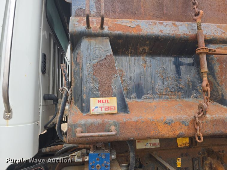 image for item DO7822 2008 Freightliner  Business Class M2 dump truck