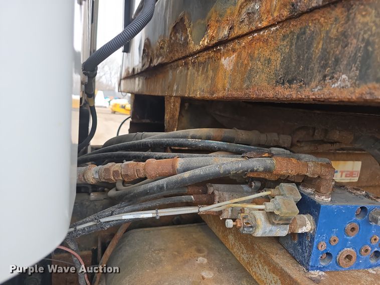 image for item DO7822 2008 Freightliner  Business Class M2 dump truck