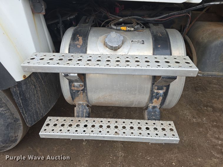 image for item DO7822 2008 Freightliner  Business Class M2 dump truck