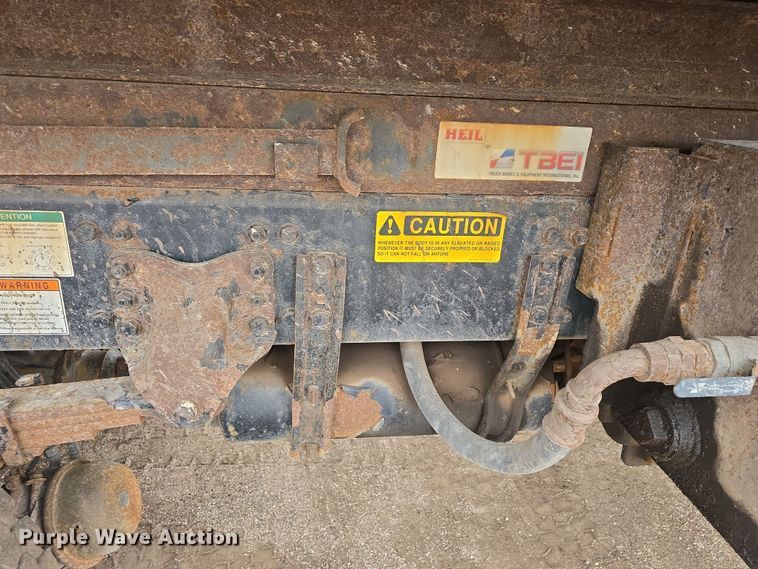 image for item DO7822 2008 Freightliner  Business Class M2 dump truck