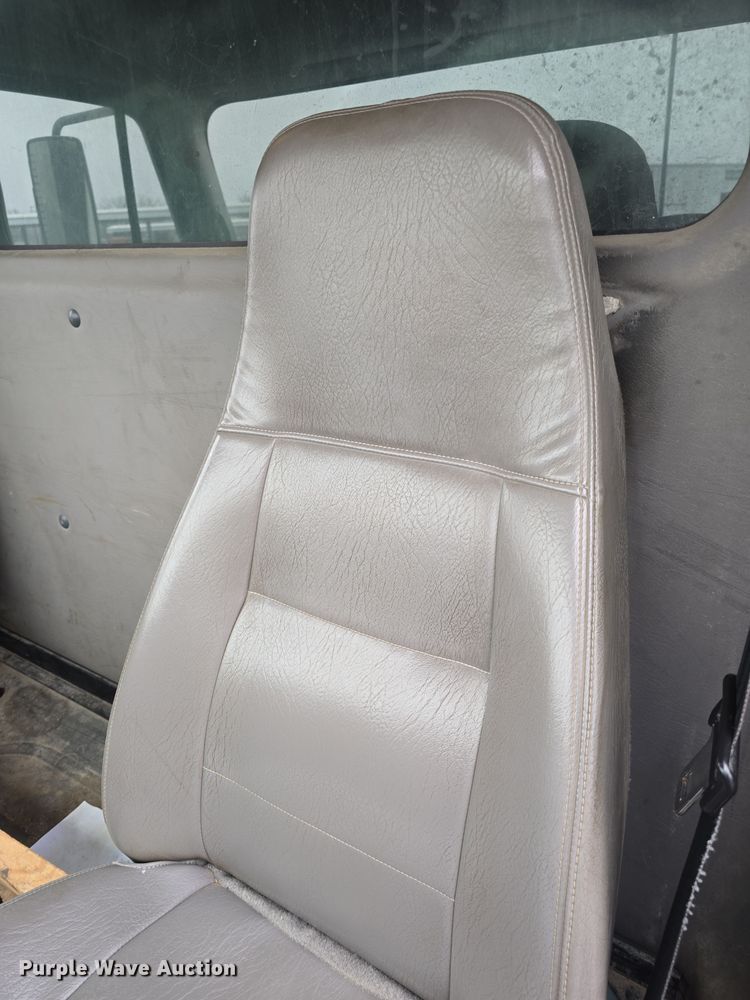 image for item DO7822 2008 Freightliner  Business Class M2 dump truck