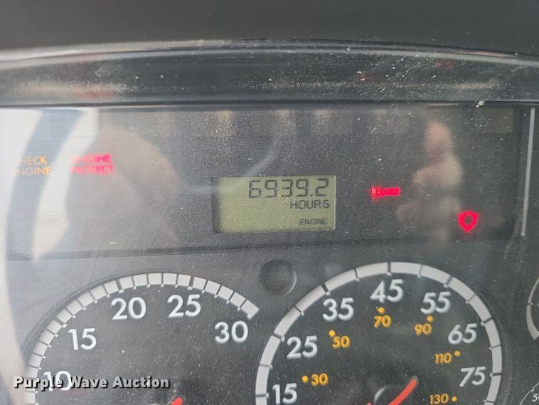 image for item DO7822 2008 Freightliner  Business Class M2 dump truck