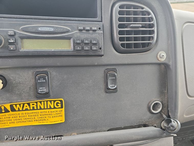 image for item DO7822 2008 Freightliner  Business Class M2 dump truck