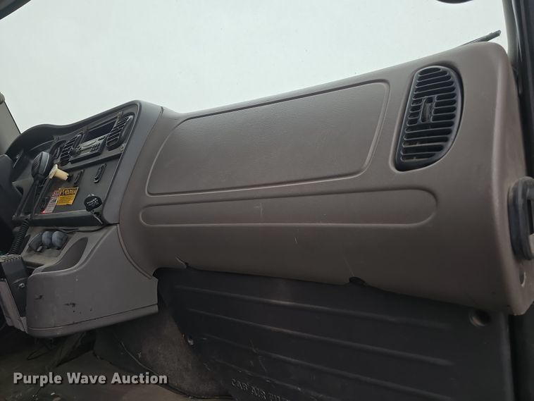 image for item DO7822 2008 Freightliner  Business Class M2 dump truck