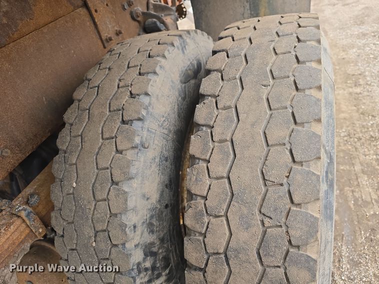 image for item DO7822 2008 Freightliner  Business Class M2 dump truck