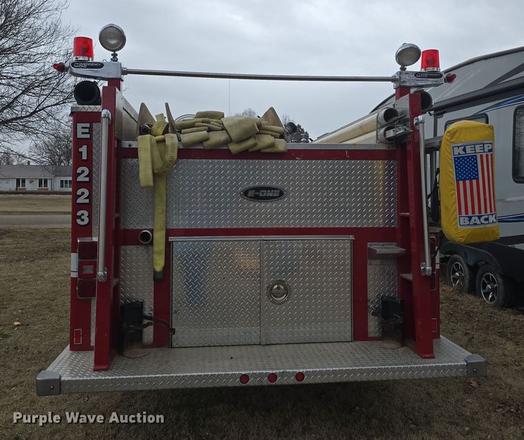image for item DO7824 1987 GMC Sierra 7000 pumper fire truck