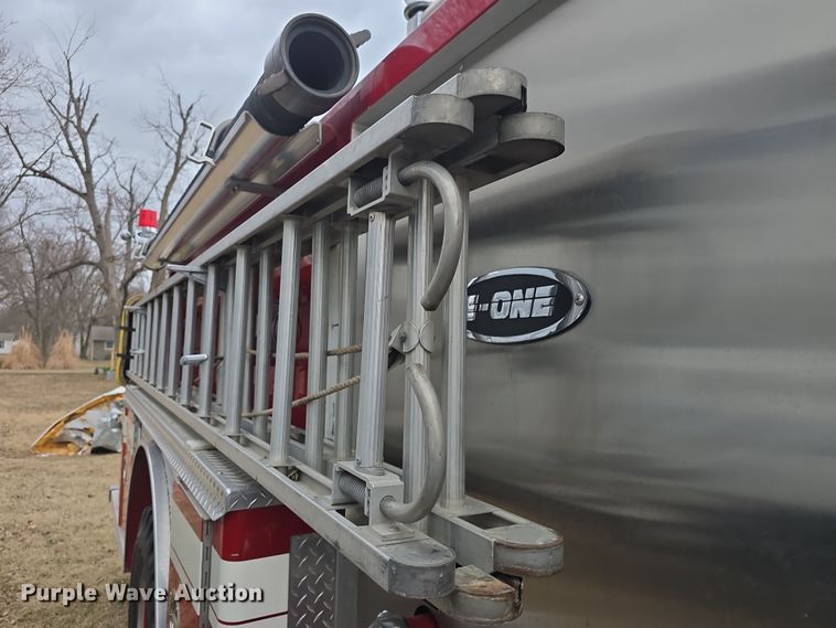 image for item DO7824 1987 GMC Sierra 7000 pumper fire truck