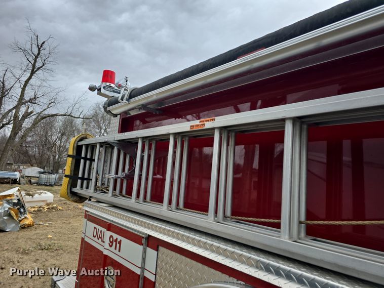 image for item DO7824 1987 GMC Sierra 7000 pumper fire truck