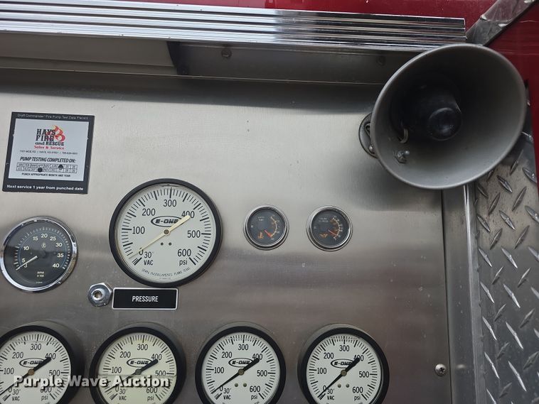 image for item DO7824 1987 GMC Sierra 7000 pumper fire truck