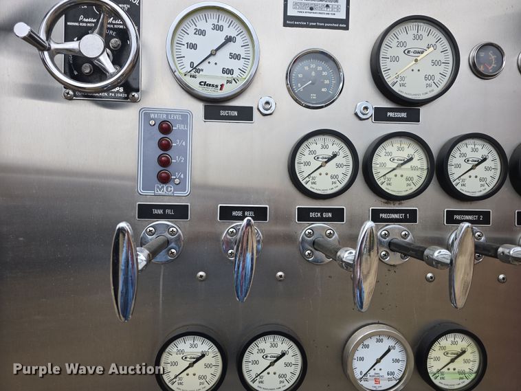 image for item DO7824 1987 GMC Sierra 7000 pumper fire truck