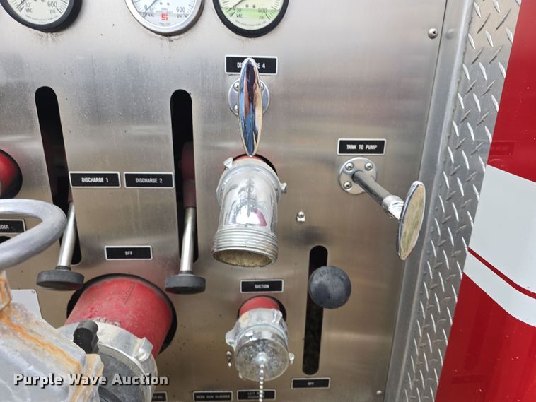 image for item DO7824 1987 GMC Sierra 7000 pumper fire truck