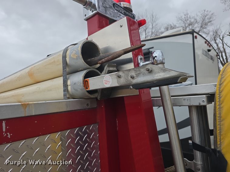 image for item DO7824 1987 GMC Sierra 7000 pumper fire truck