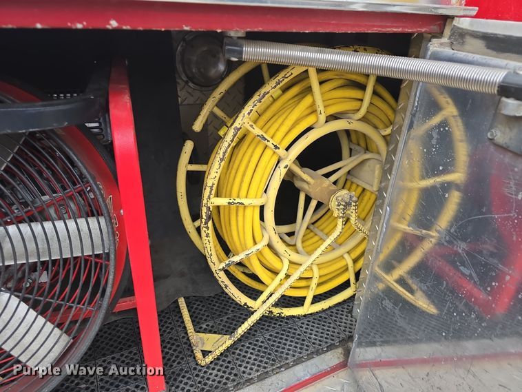 image for item DO7824 1987 GMC Sierra 7000 pumper fire truck