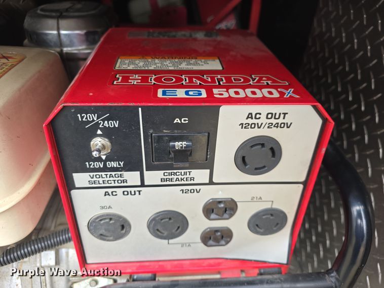 image for item DO7824 1987 GMC Sierra 7000 pumper fire truck