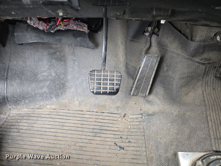 image for item DO7824 1987 GMC Sierra 7000 pumper fire truck