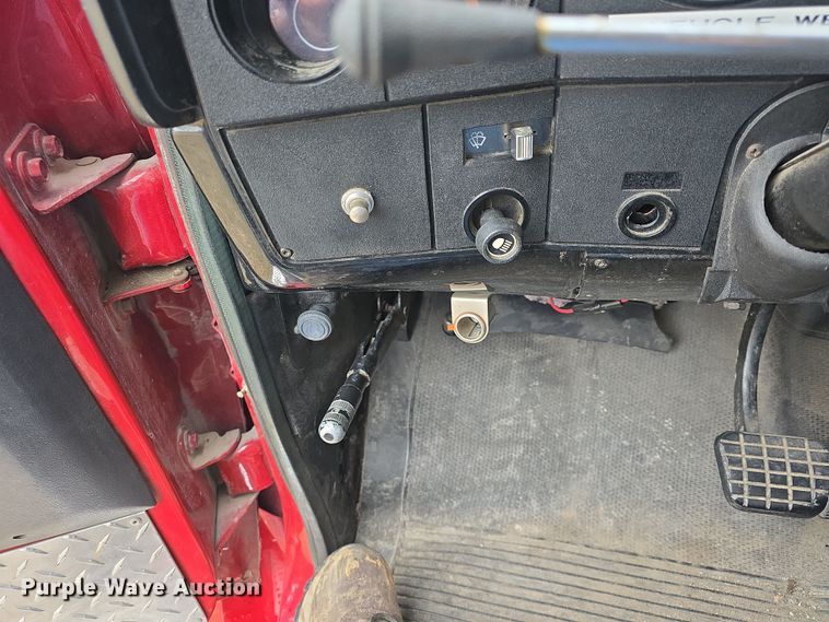 image for item DO7824 1987 GMC Sierra 7000 pumper fire truck