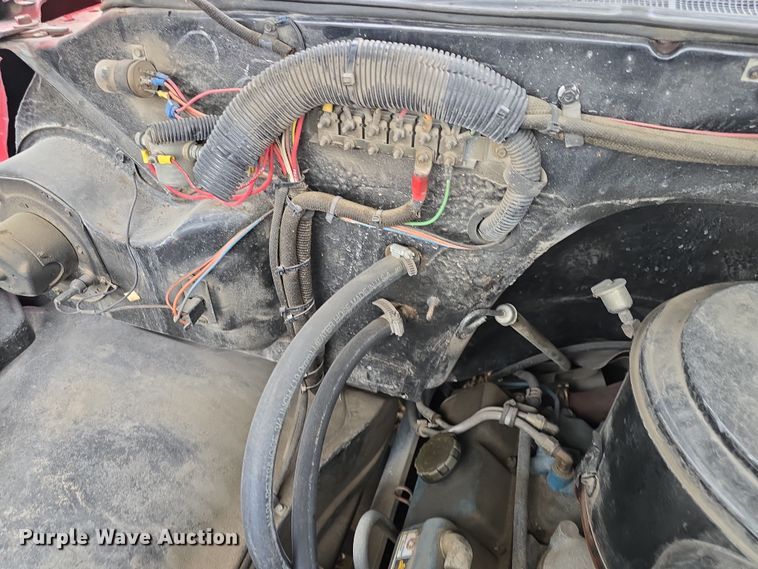 image for item DO7824 1987 GMC Sierra 7000 pumper fire truck