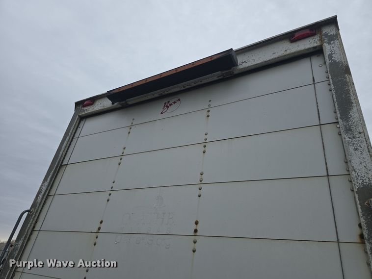 image for item DO7825 2001 Ford E450 Super Duty box truck