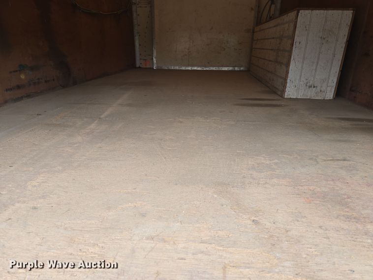 image for item DO7825 2001 Ford E450 Super Duty box truck