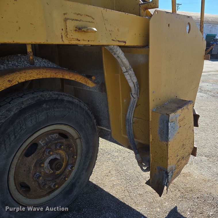 image for item DP6206 Etnyre chip spreader