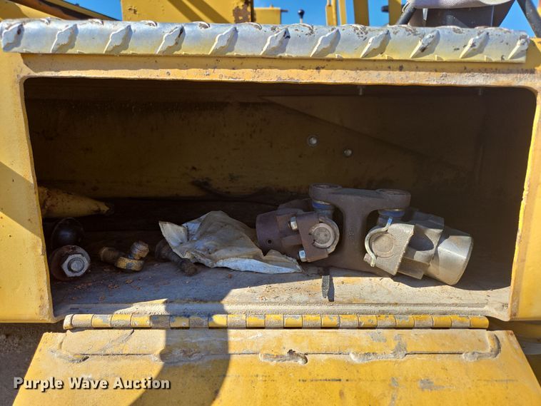 image for item DP6206 Etnyre chip spreader