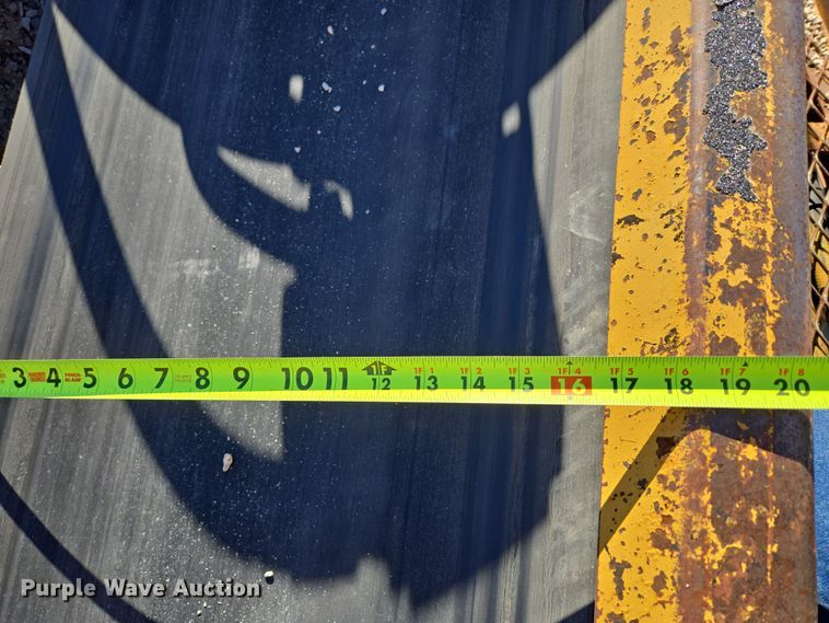 image for item DP6206 Etnyre chip spreader