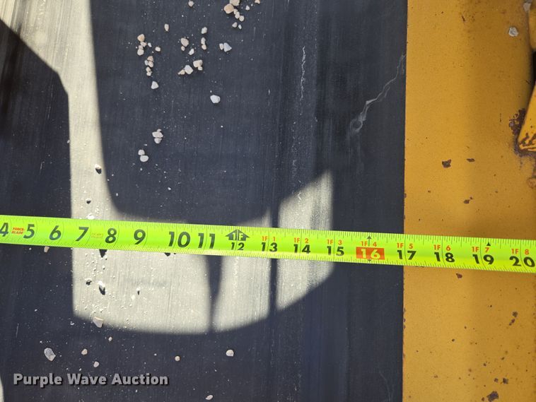 image for item DP6206 Etnyre chip spreader