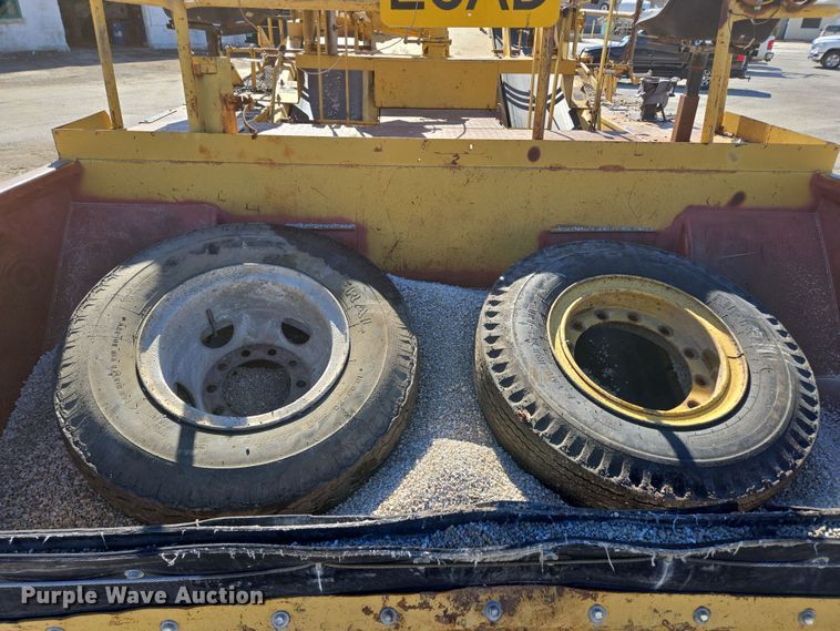 image for item DP6206 Etnyre chip spreader