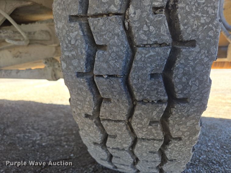 image for item DP6206 Etnyre chip spreader