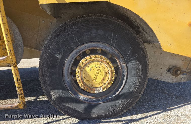 image for item DP6206 Etnyre chip spreader