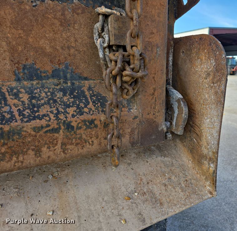 image for item DP6207 1999 International 2674 dump truck