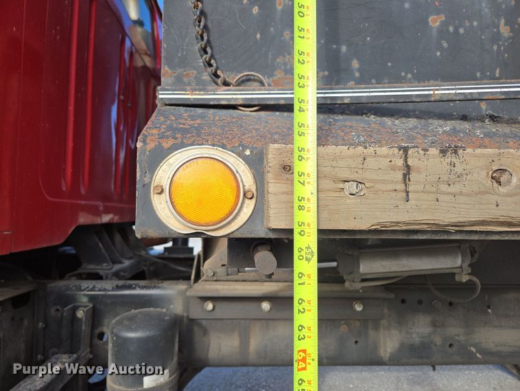 image for item DP6207 1999 International 2674 dump truck