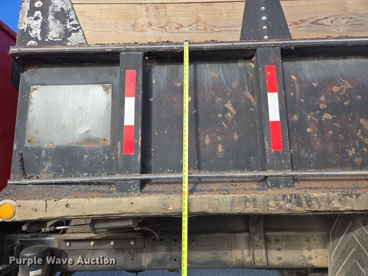 image for item DP6207 1999 International 2674 dump truck