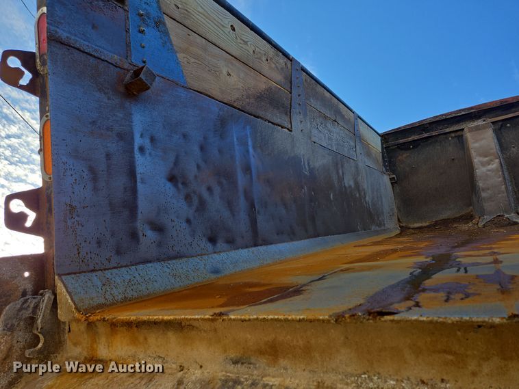 image for item DP6207 1999 International 2674 dump truck