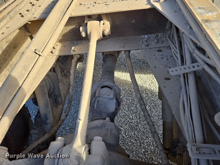 image for item DP6207 1999 International 2674 dump truck