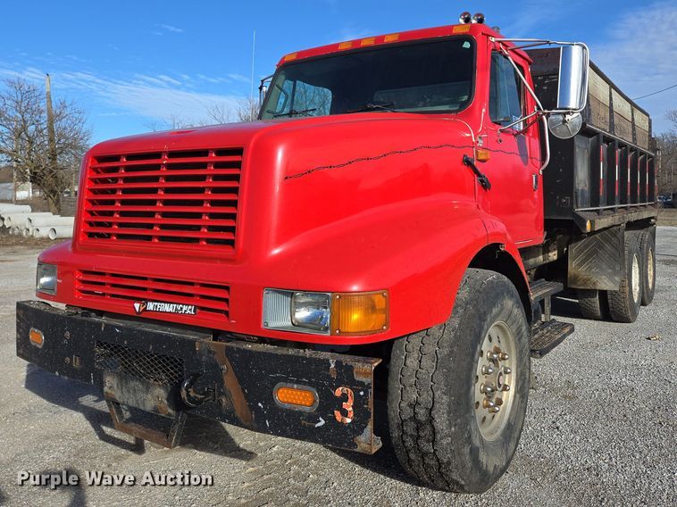image for item DP6207 1999 International 2674 dump truck