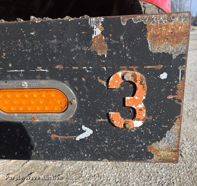 image for item DP6207 1999 International 2674 dump truck