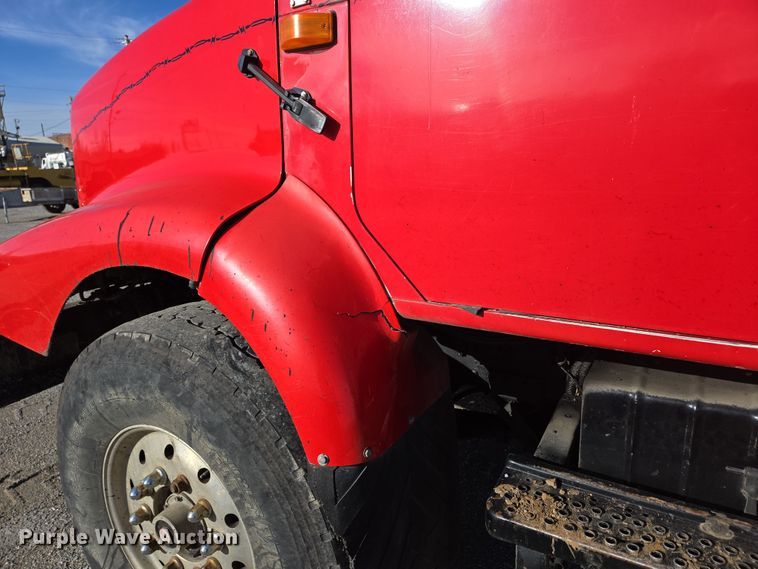 image for item DP6207 1999 International 2674 dump truck