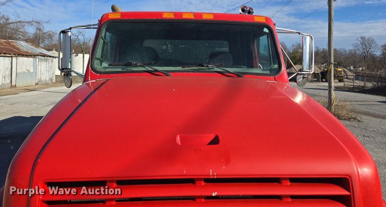 image for item DP6207 1999 International 2674 dump truck