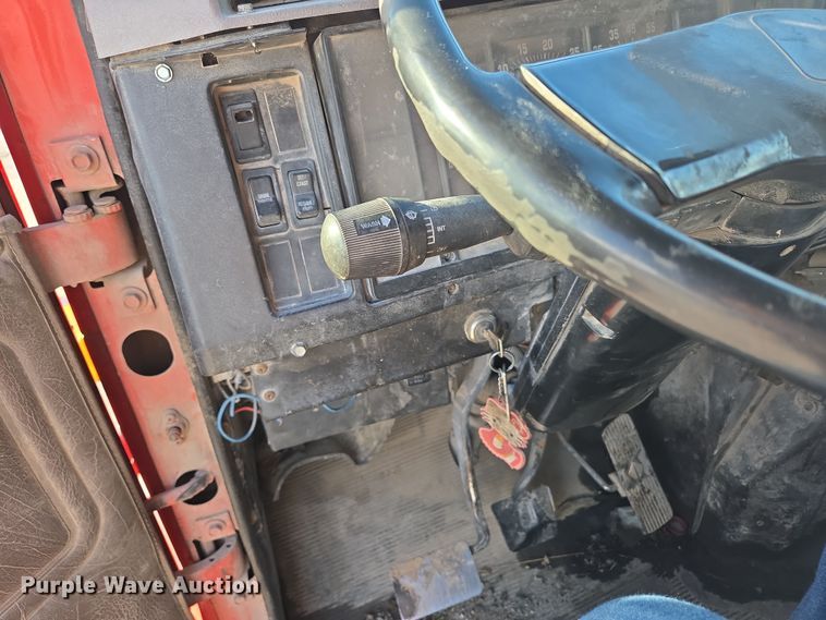 image for item DP6207 1999 International 2674 dump truck