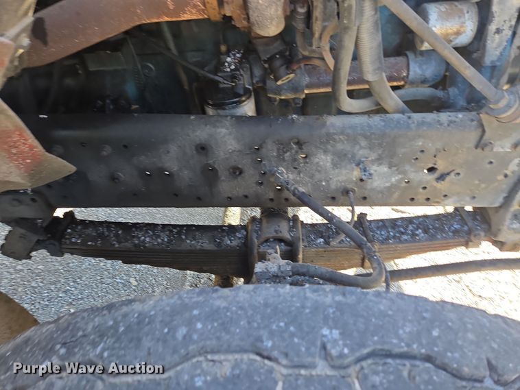 image for item DP6207 1999 International 2674 dump truck