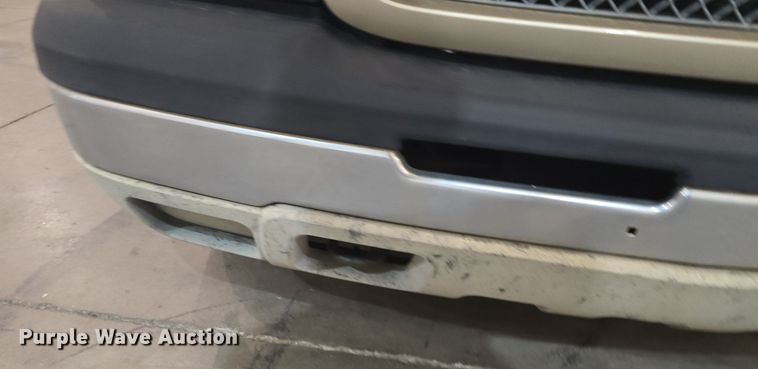 image for item DQ5167 2004 Chevrolet Silverado 1500 Ext. Cab pickup truck