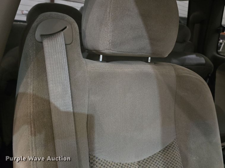 image for item DQ5167 2004 Chevrolet Silverado 1500 Ext. Cab pickup truck