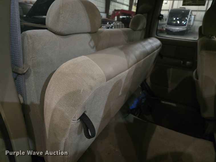 image for item DQ5167 2004 Chevrolet Silverado 1500 Ext. Cab pickup truck