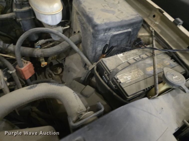 image for item DQ5167 2004 Chevrolet Silverado 1500 Ext. Cab pickup truck