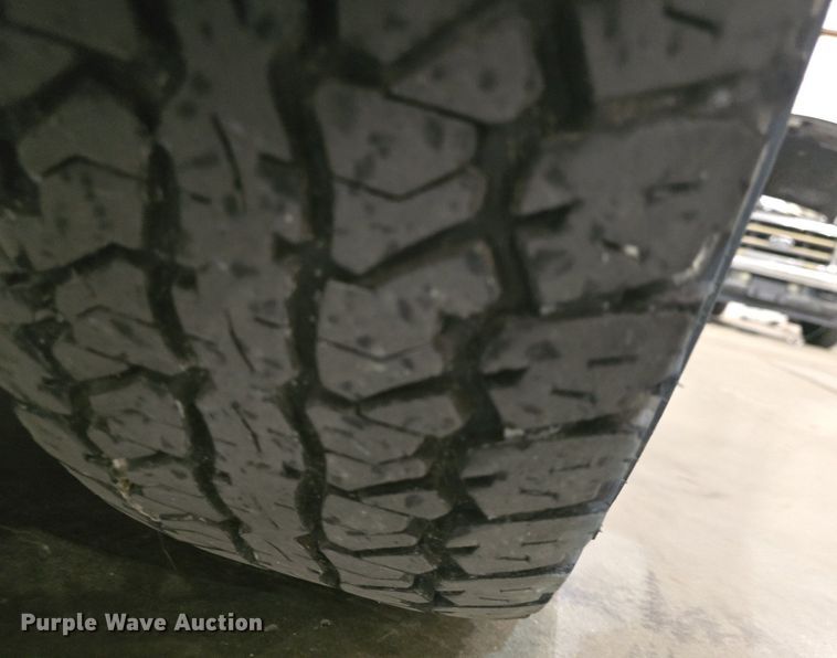 image for item DQ5167 2004 Chevrolet Silverado 1500 Ext. Cab pickup truck