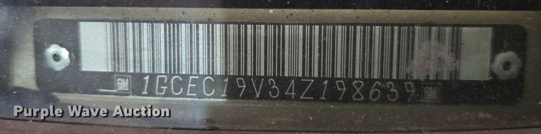 image for item DQ5167 2004 Chevrolet Silverado 1500 Ext. Cab pickup truck