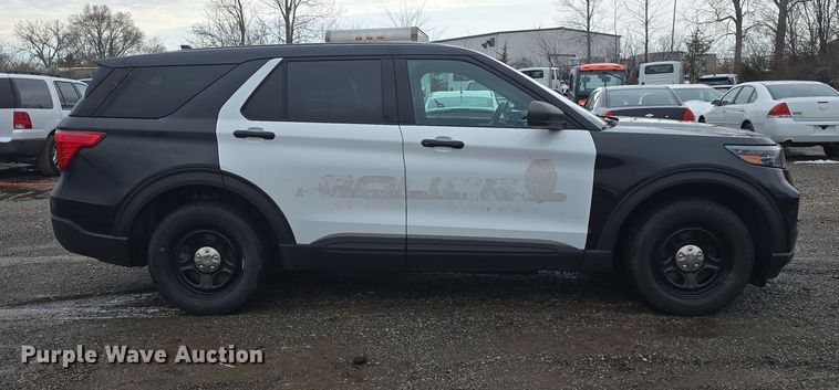 image for item DQ5312 2020 Ford Explorer Police Interceptor SUV