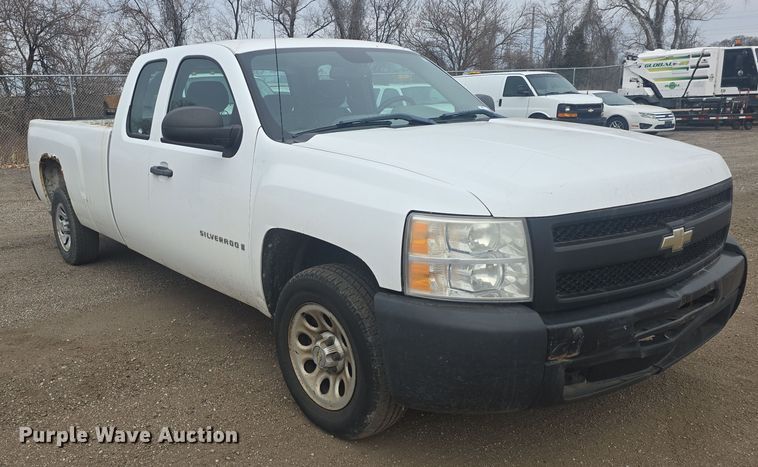 image for item DQ5366 2009 Chevrolet Silverado 1500 Ext. Cab pickup truck