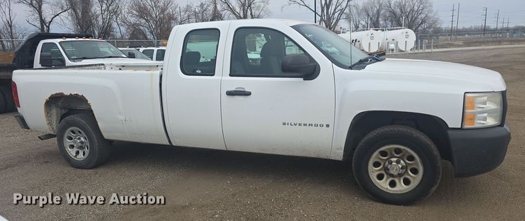 image for item DQ5366 2009 Chevrolet Silverado 1500 Ext. Cab pickup truck